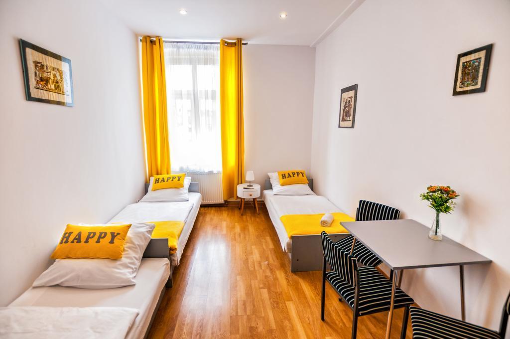 Lew Hostel Inowroclaw Exterior photo
