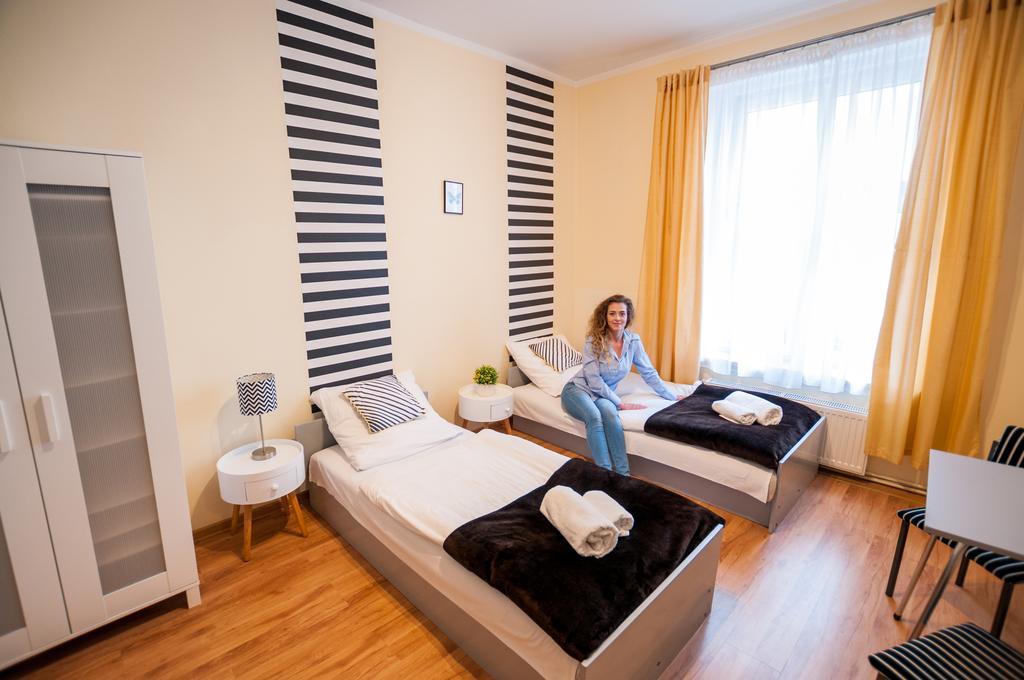 Lew Hostel Inowroclaw Exterior photo